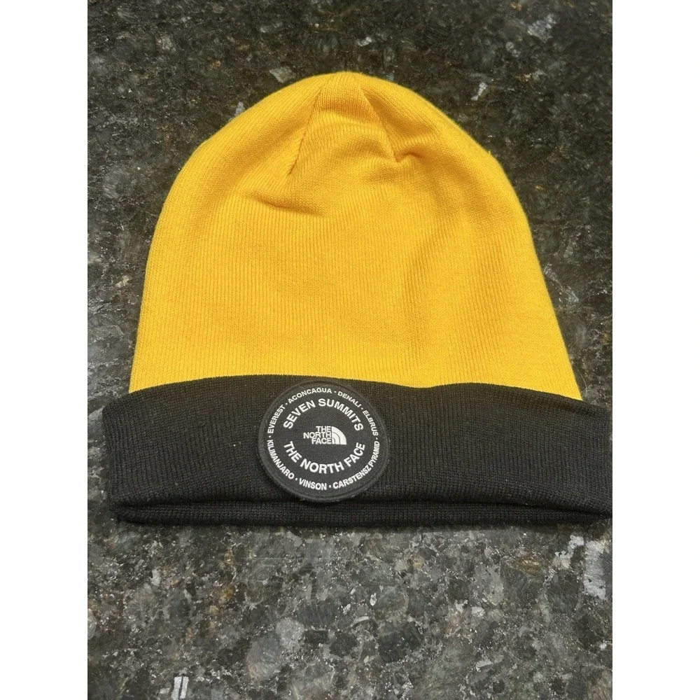 THE NORTH FACE Seven Summit Patch Beanie Hat Arrowwood Yellow Black Unisex OS